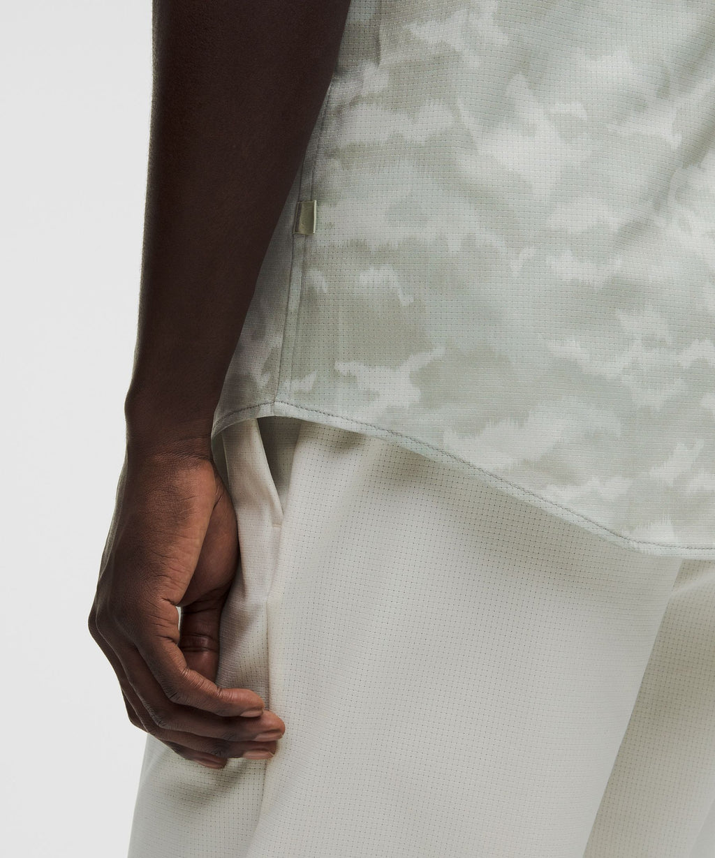 Airing Easy Short-Sleeve Shirt