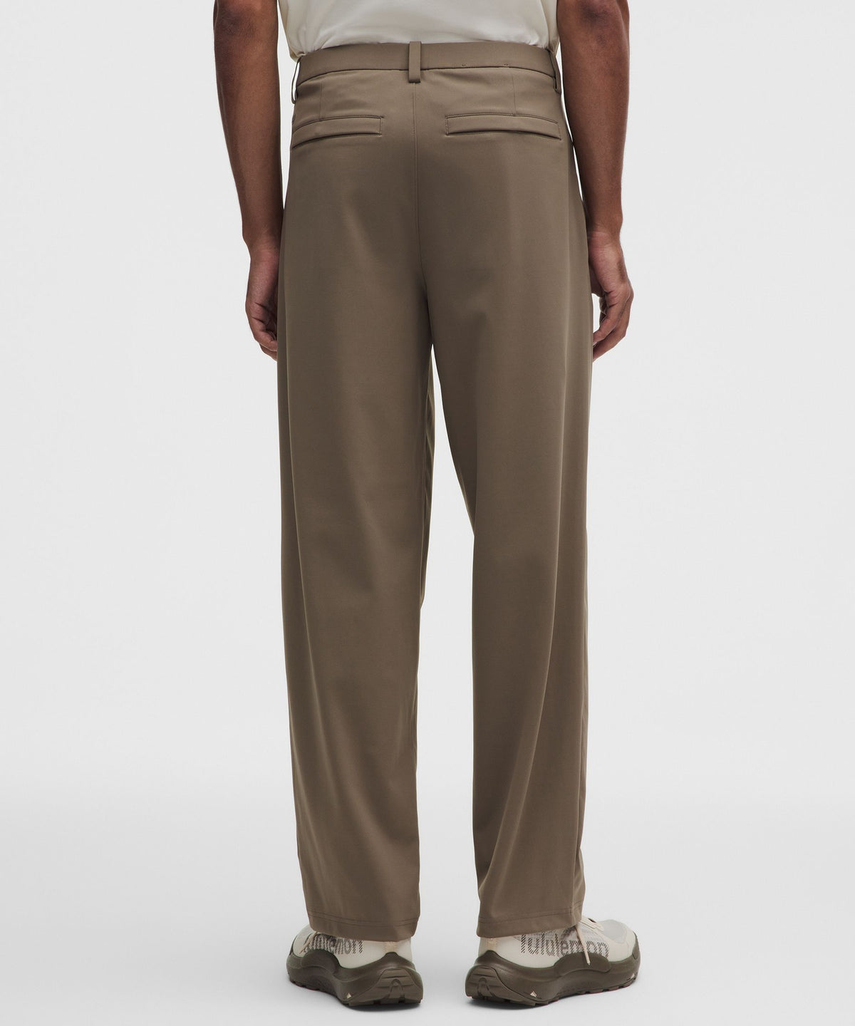 Men's Daydrift Relaxed-Fit Pleated TrouserRegular