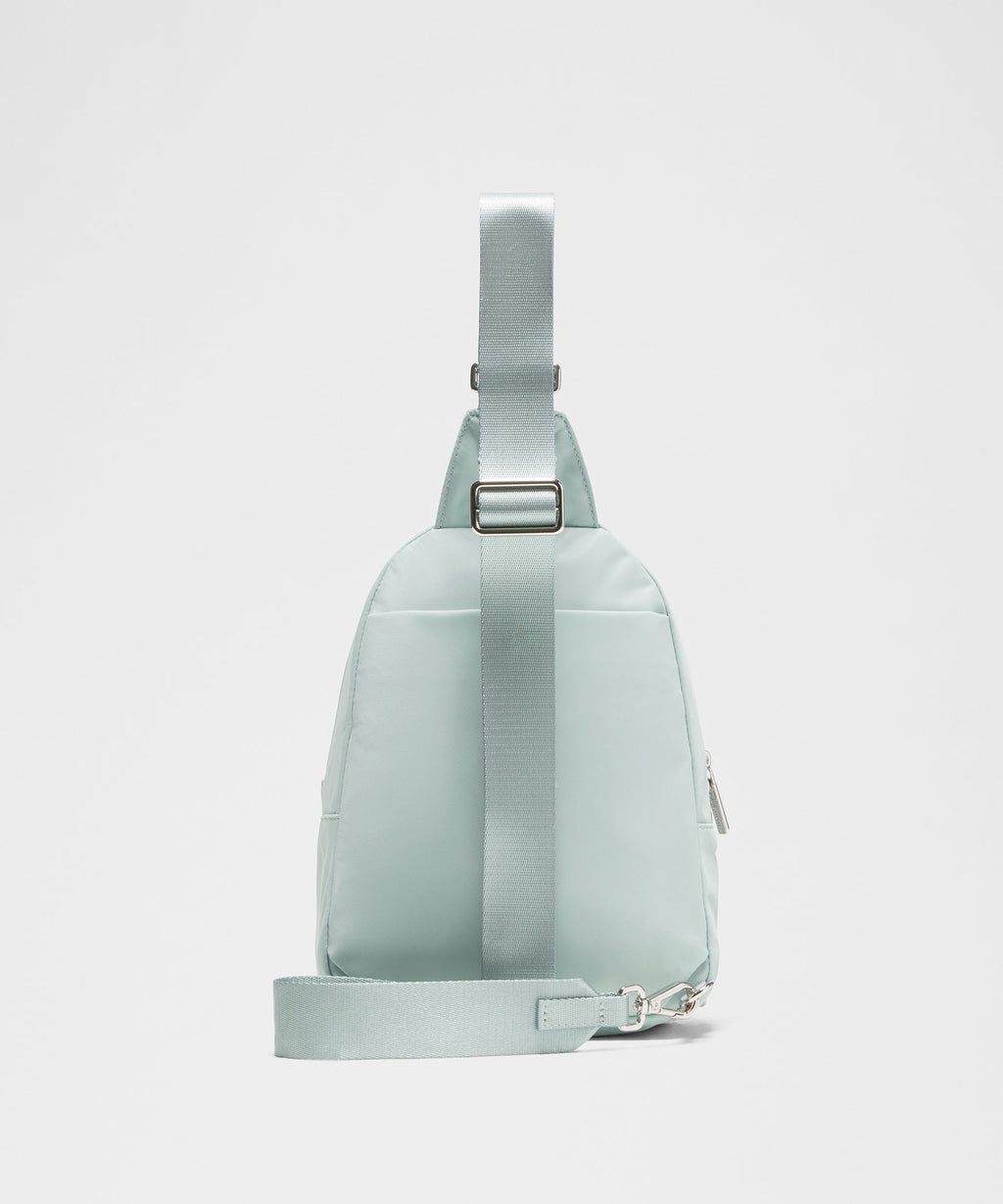 Everywhere Sling Bag 4.2L