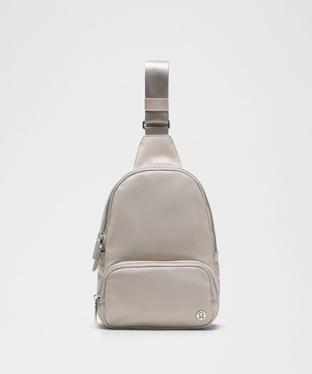 Everywhere Sling Bag 4.2L