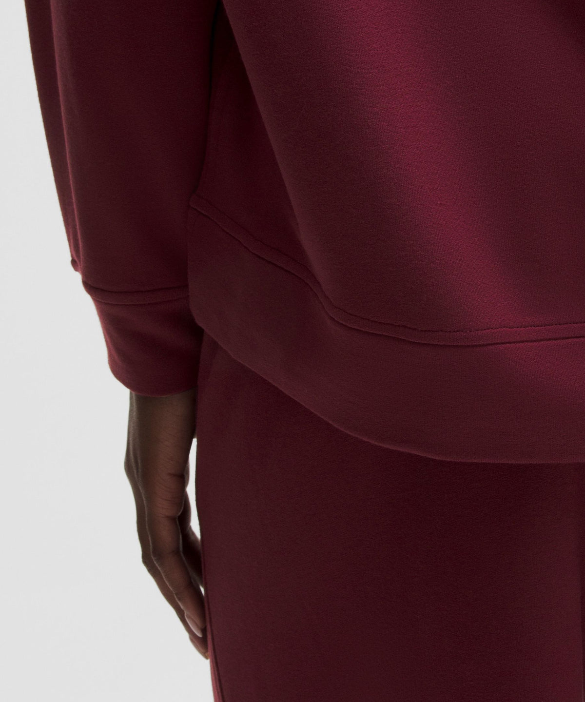 BeCalm Oversized Boatneck Long-Sleeve Shirt
