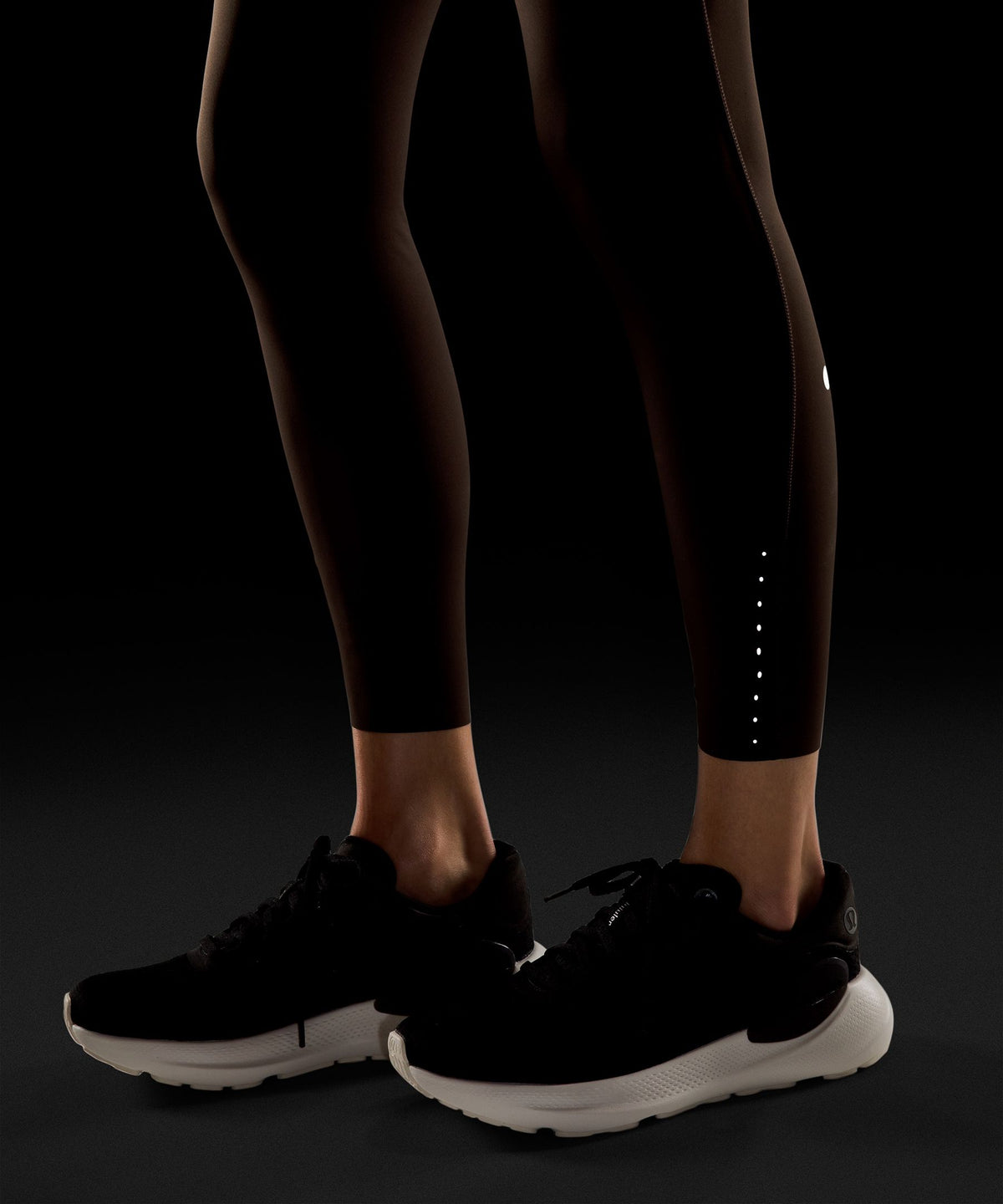 Fast and Free High-Rise Tight 25"5 Pocket