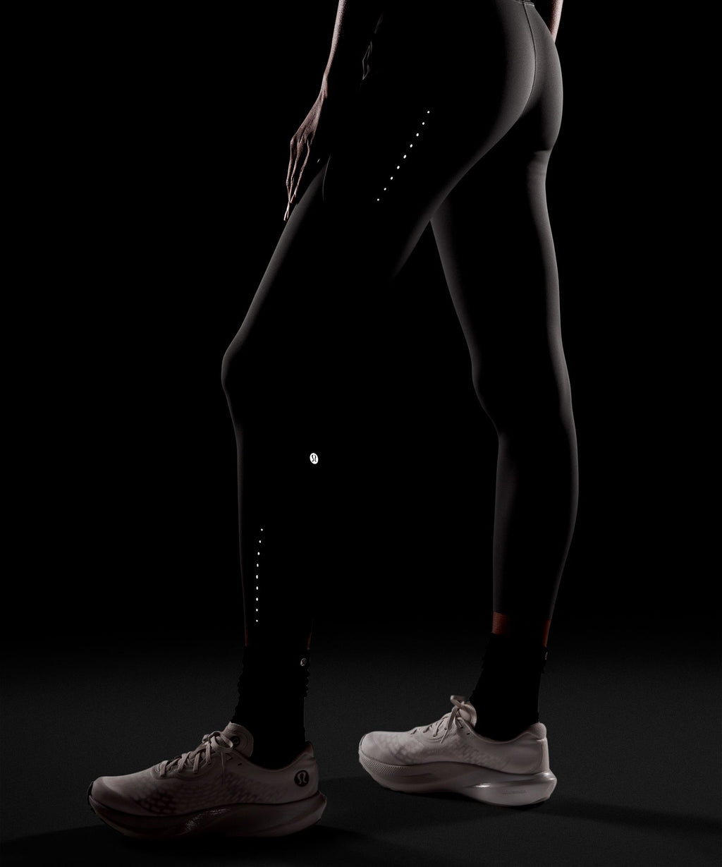 Fast and Free High-Rise Tight 25"5 Pocket