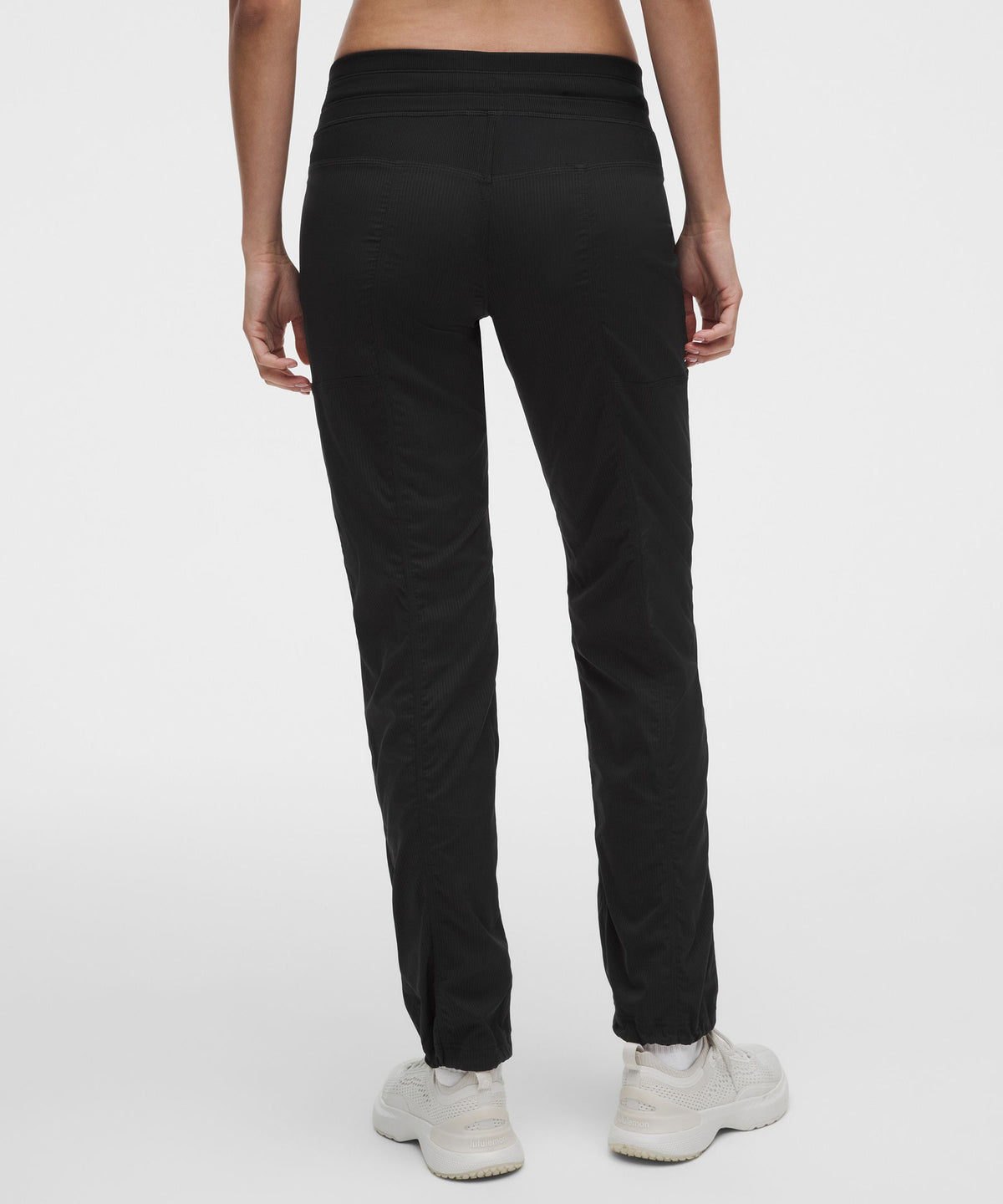Dance Studio Mid-Rise PantShort