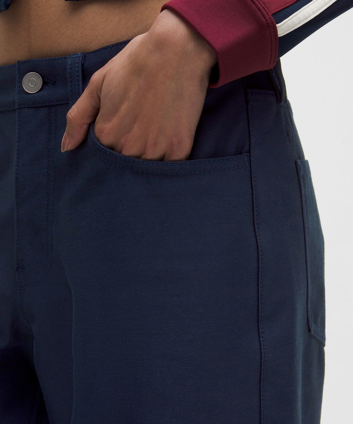 EasyFive Low-Rise Classic Wide-Leg PantRegular