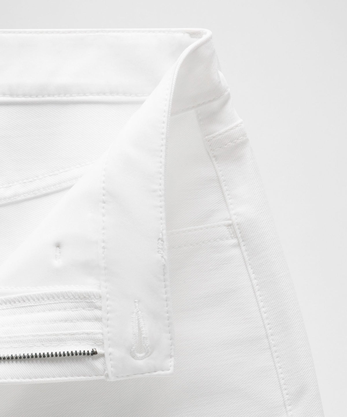 EasyFive High-Rise Subtle-Flare PantShort
