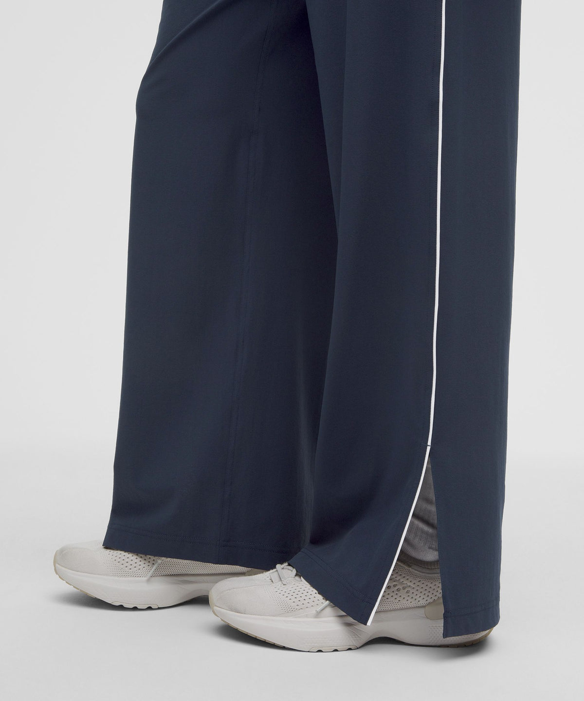 Court Rival Wide-Leg Track Pant RegularContrast Drawcord