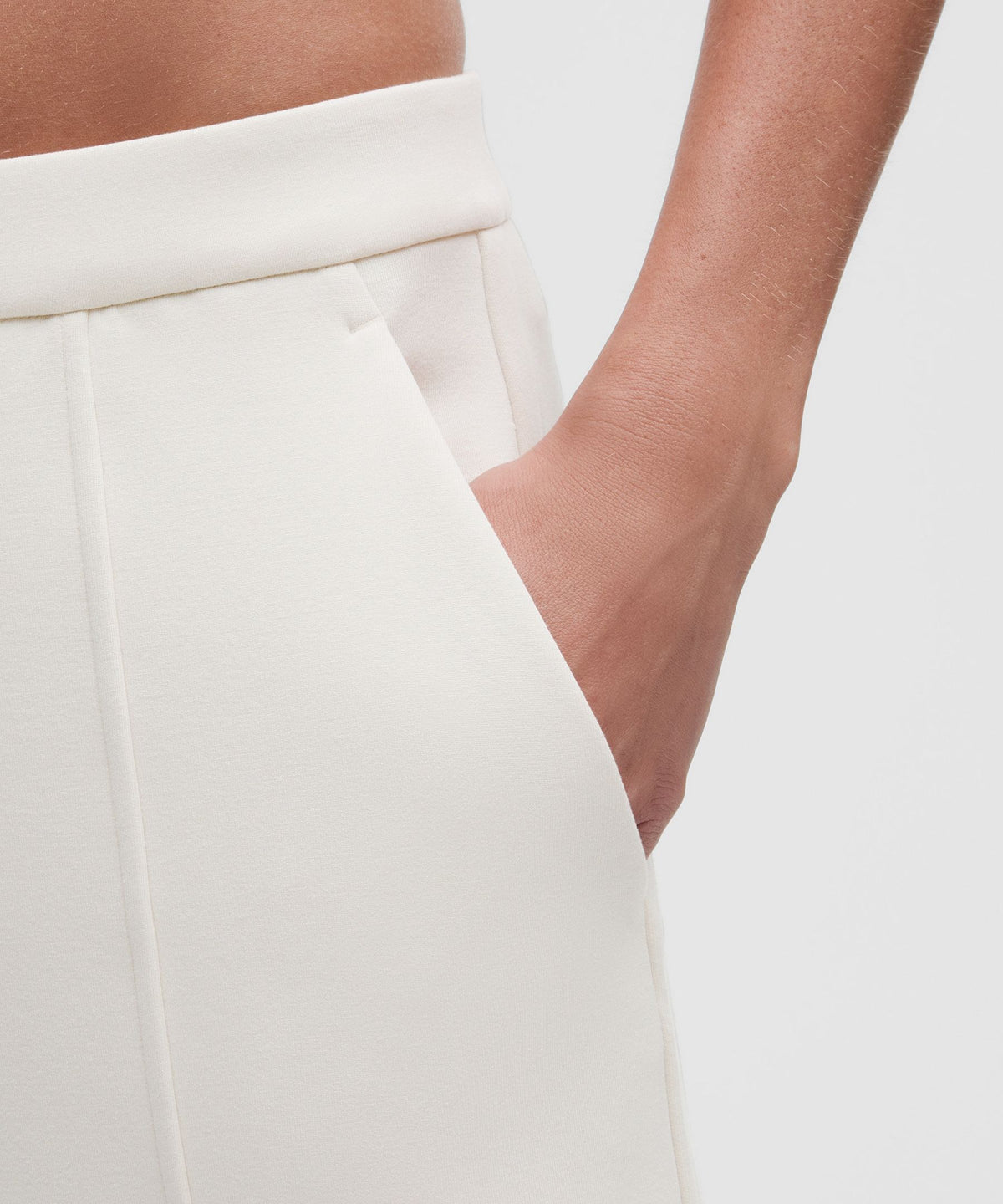 Smooth Spacer High-Rise Wide-Leg PantRegular