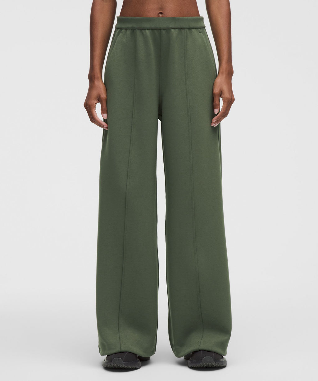 Smooth Spacer High-Rise Wide-Leg PantRegular
