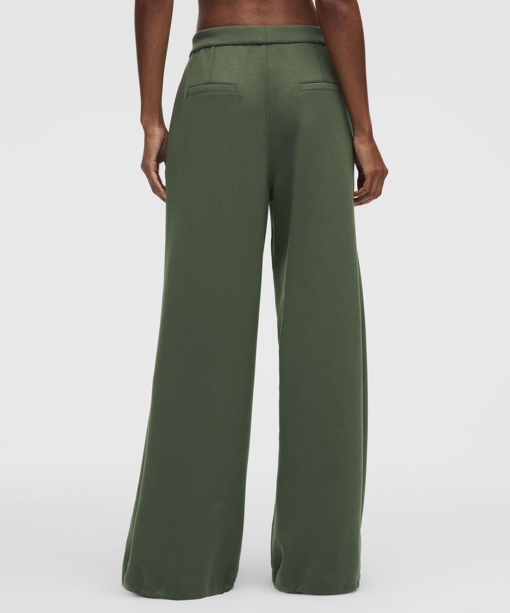 Smooth Spacer High-Rise Wide-Leg PantRegular