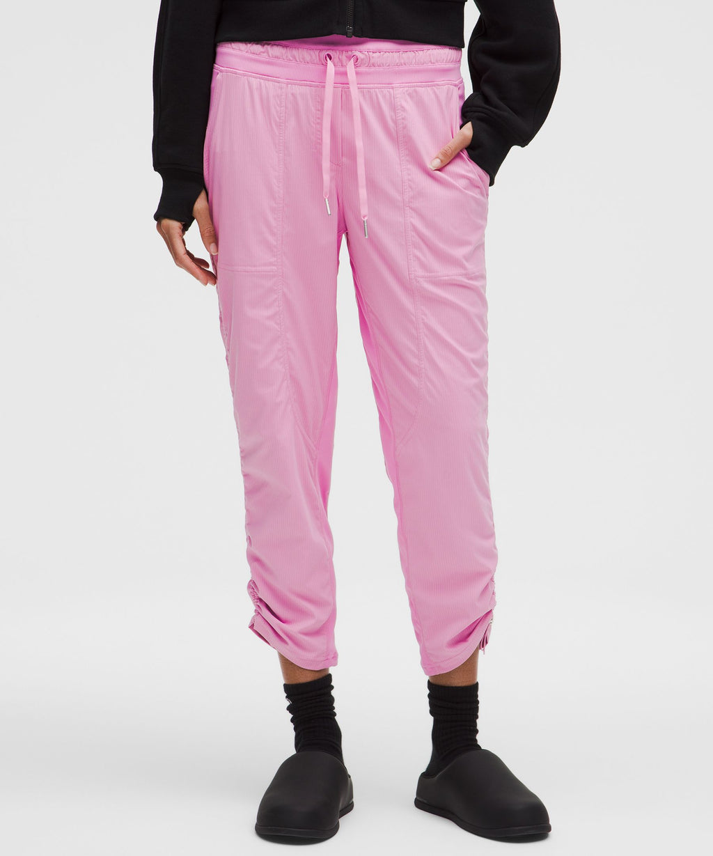 Dance Studio Mid-Rise Cropped Pant