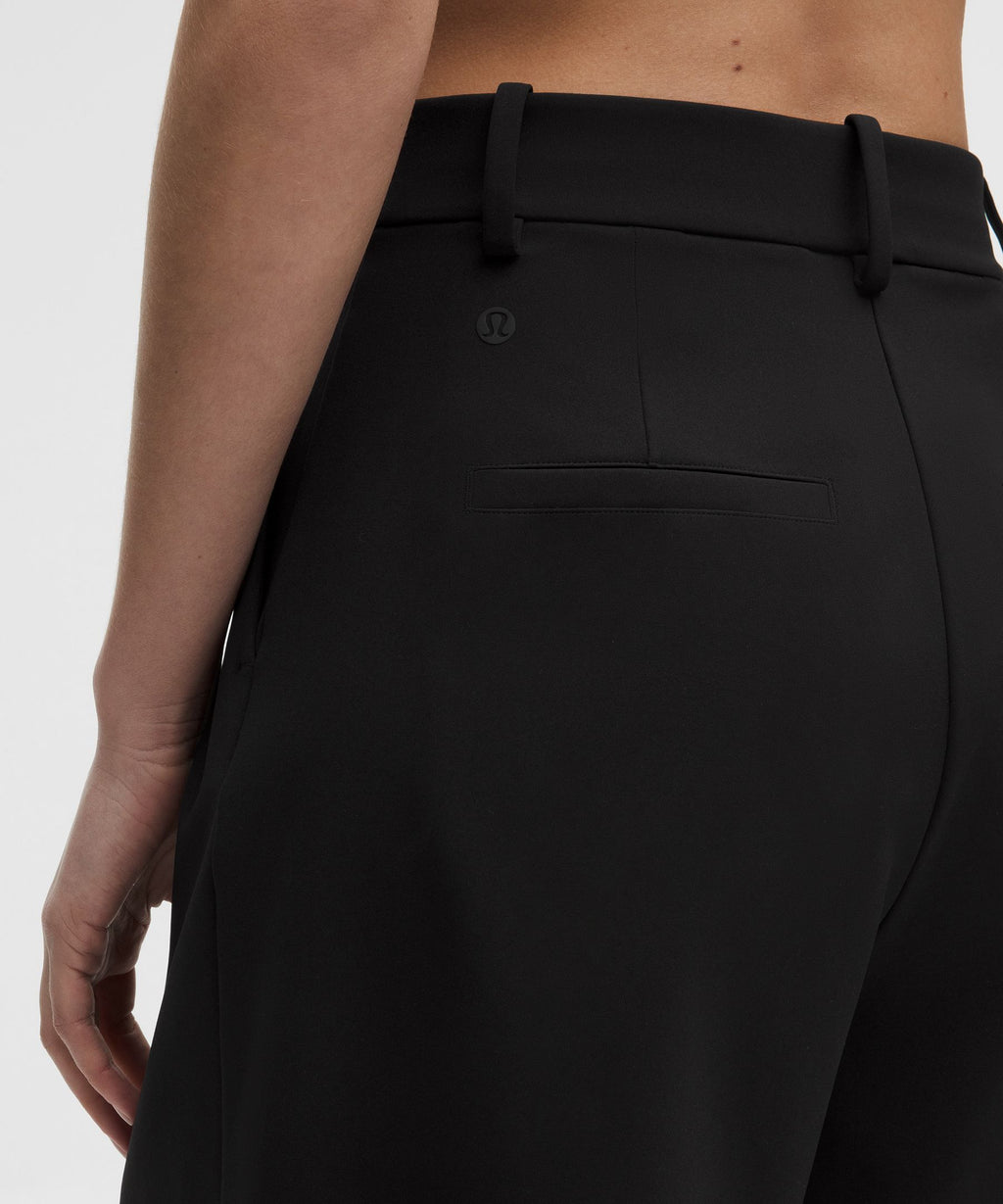 Daydrift Pleated High-Rise Short 7"