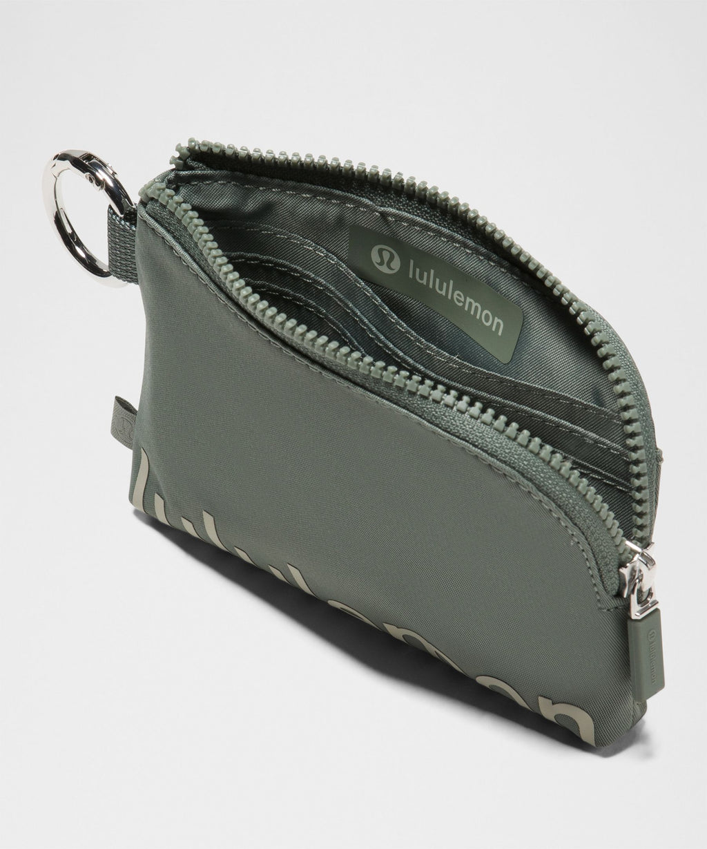 Clippable Card Pouch