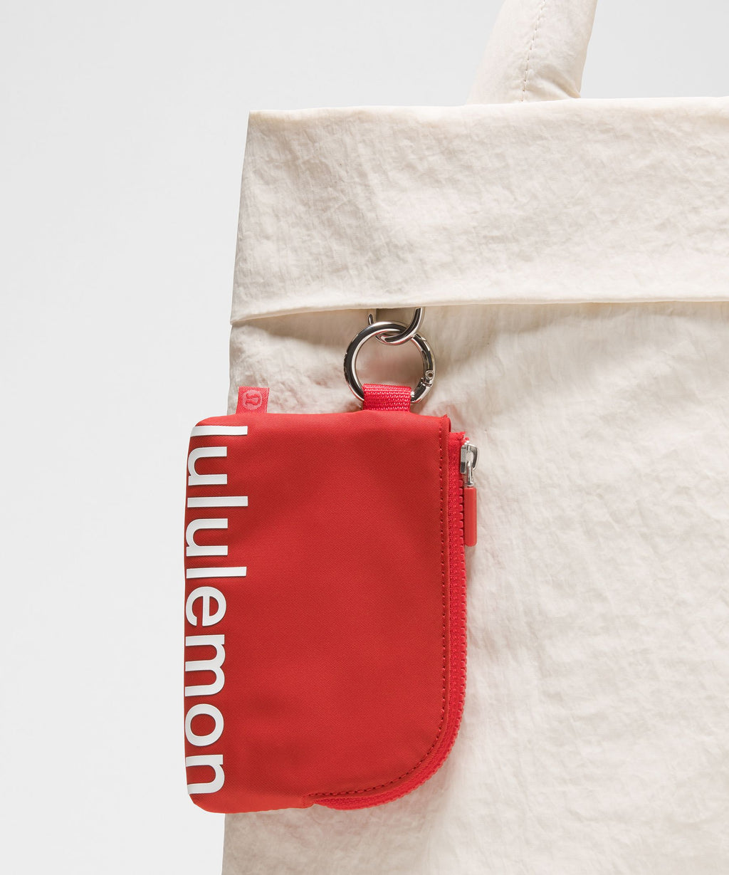 Clippable Card Pouch