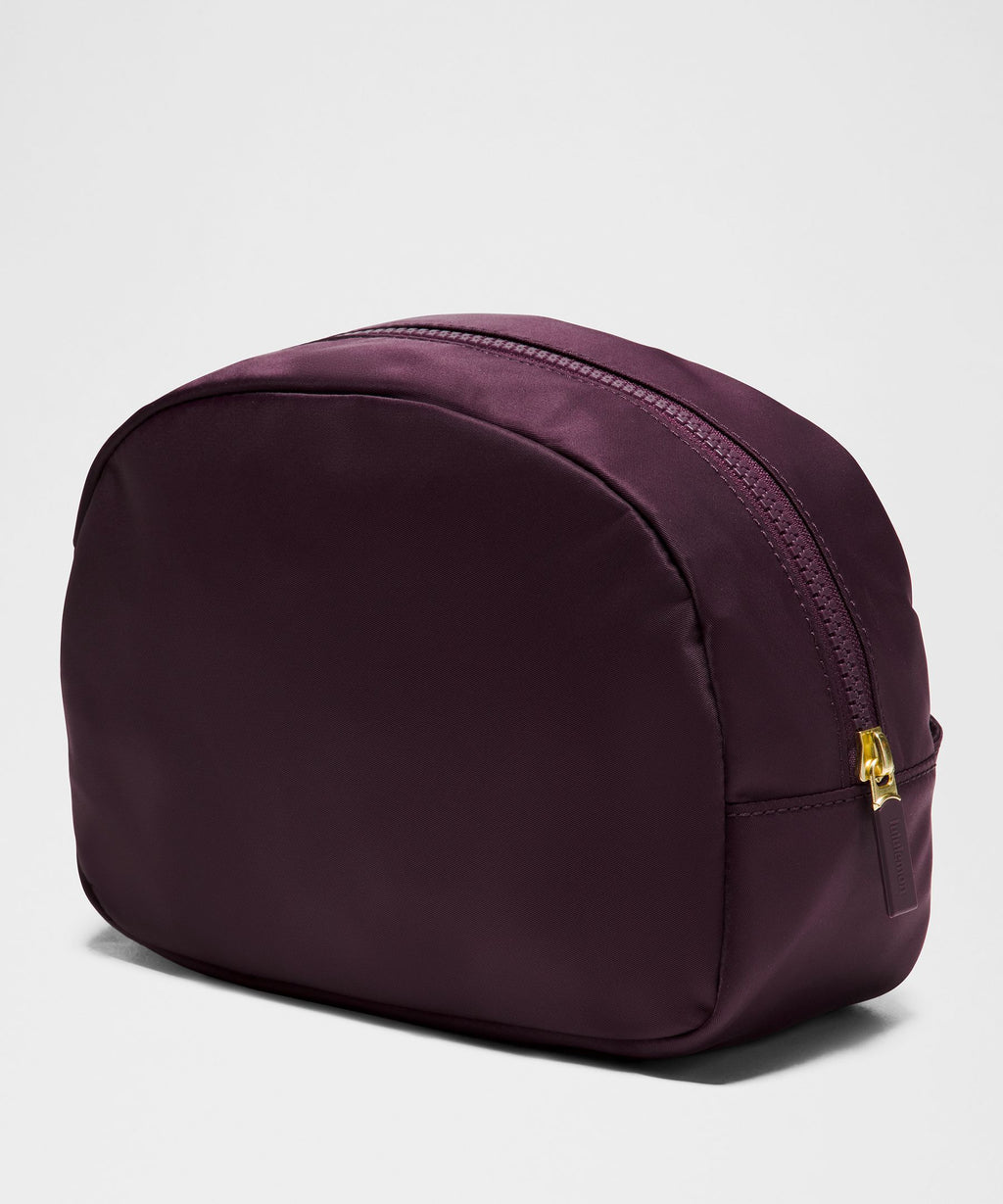 City Essentials Pouch 4L