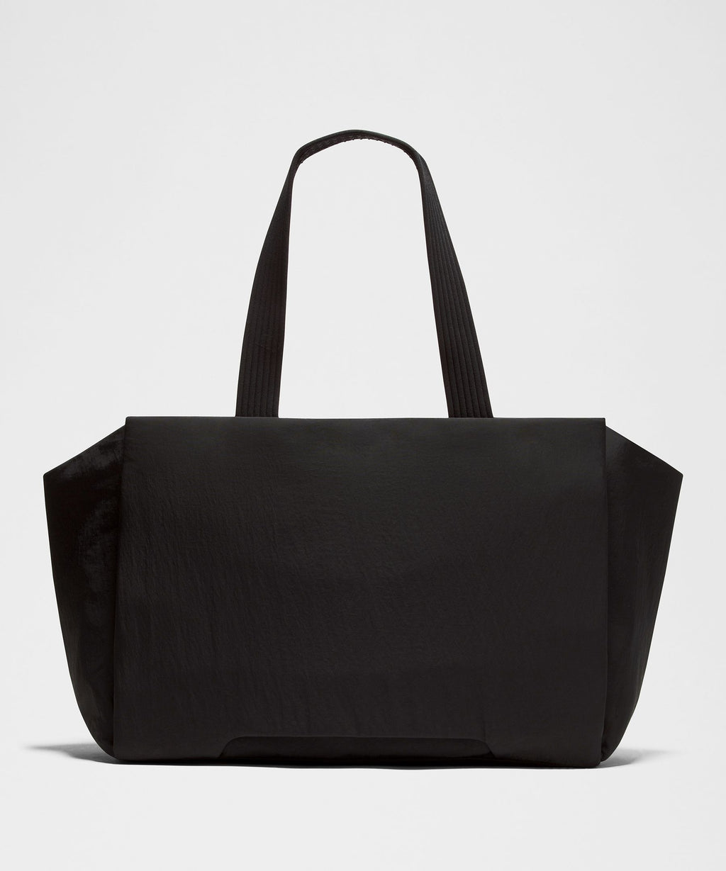 Triple Compartment Tote Bag 18L