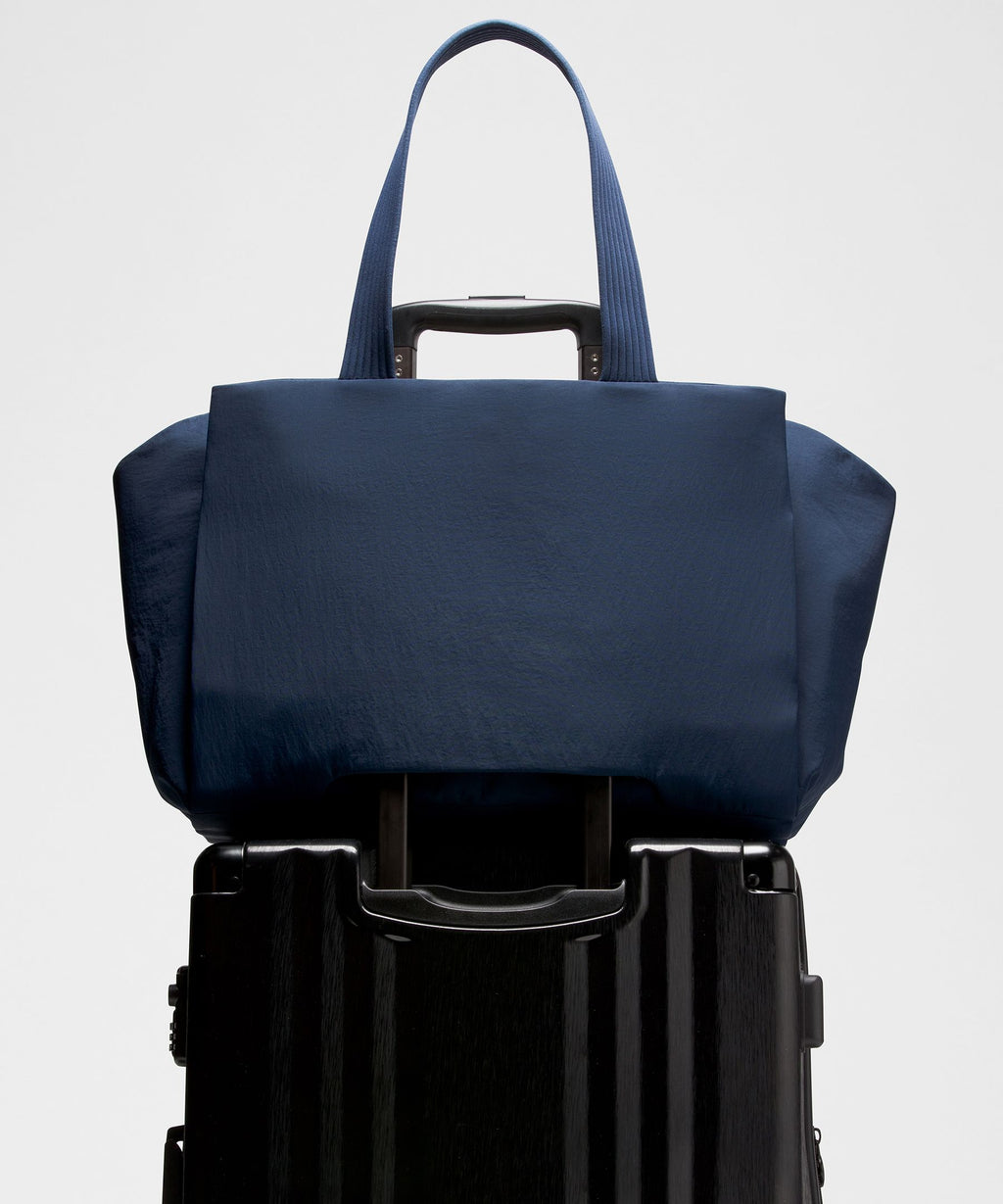 Triple Compartment Tote Bag 18L