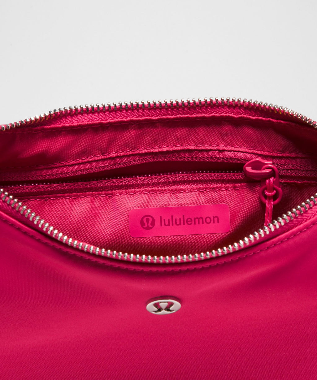 City Essentials Small Shoulder Bag 3L