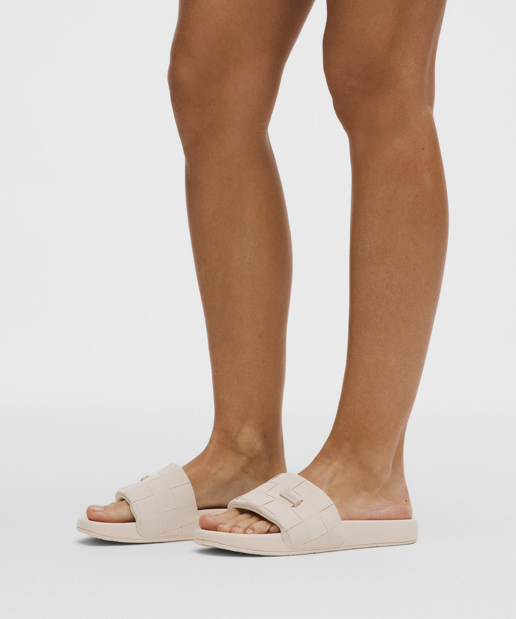 Women's Restfeel Woven Slide